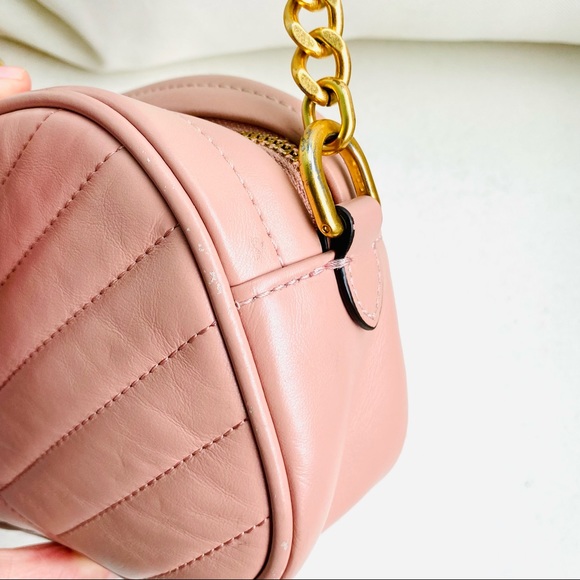 Tory Burch Kira Chevron Camera Bag EUC - Picture 12 of 15